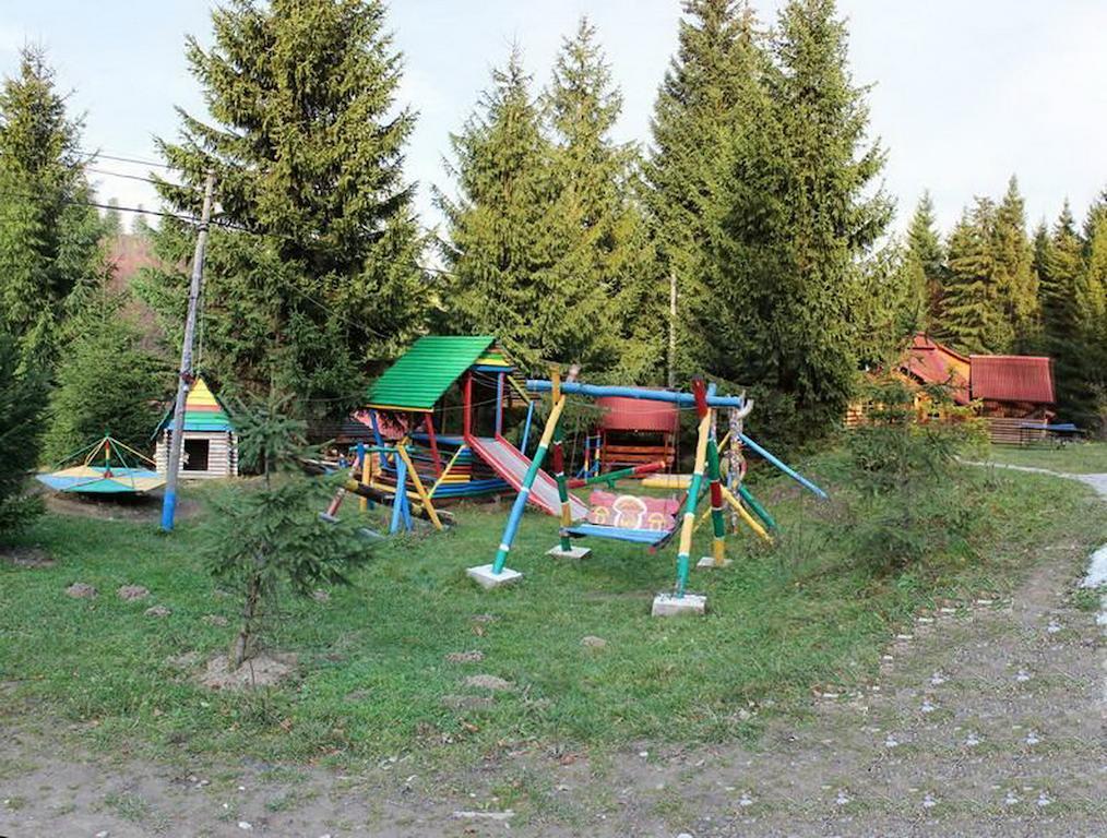 Hotel Zarinok Pilipets Exteriér fotografie