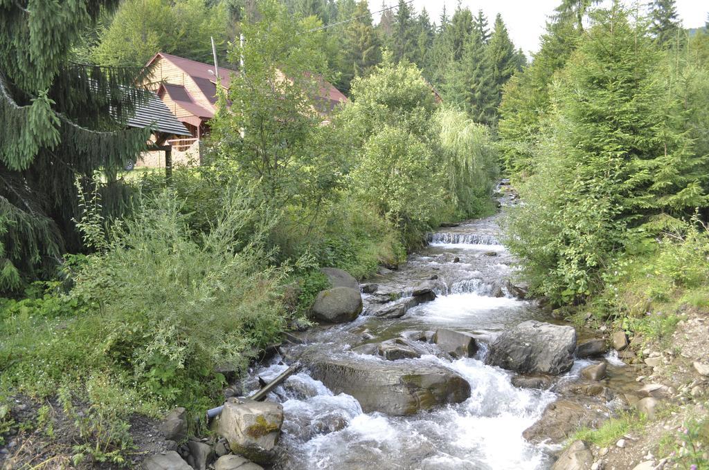 Hotel Zarinok Pilipets Exteriér fotografie