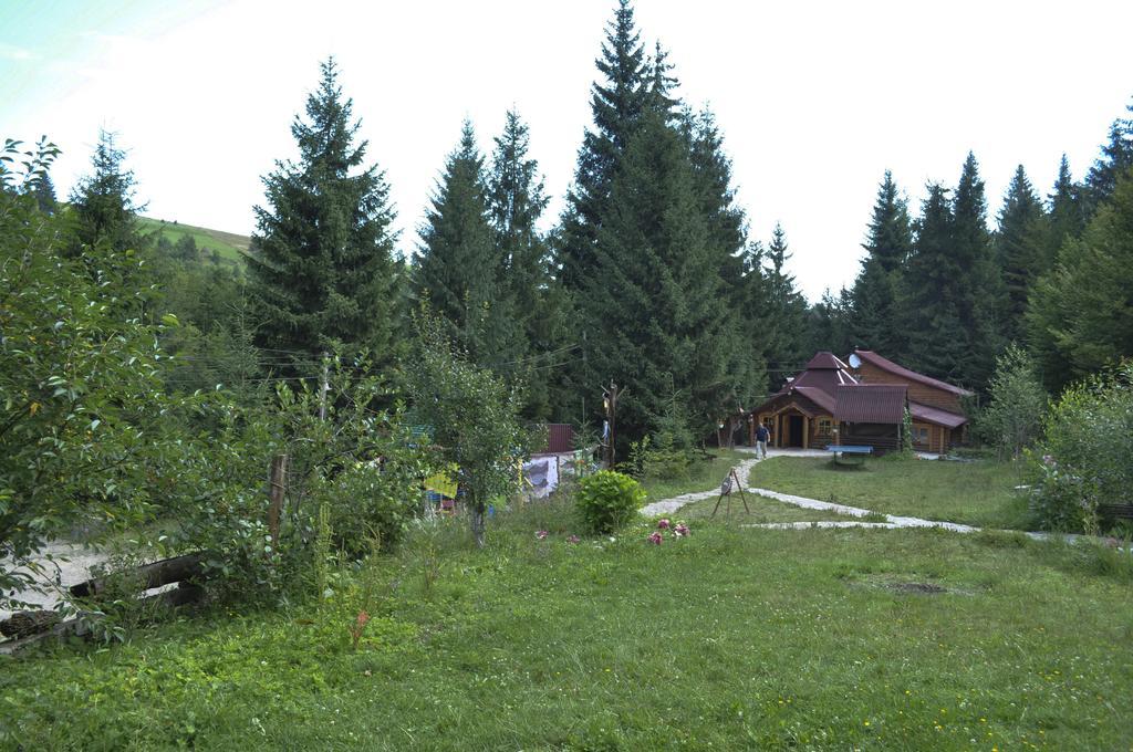Hotel Zarinok Pilipets Exteriér fotografie