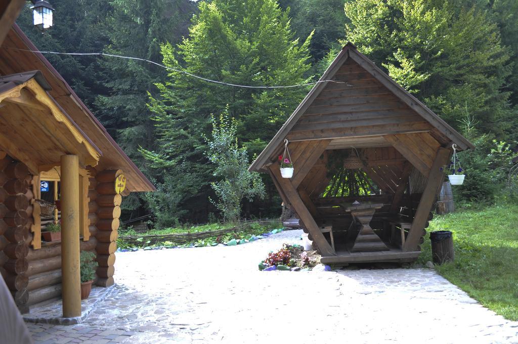 Hotel Zarinok Pilipets Exteriér fotografie