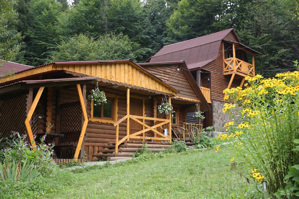 Hotel Zarinok Pilipets Exteriér fotografie
